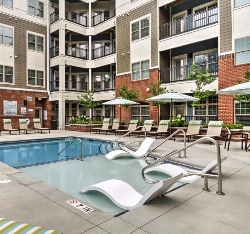 דירות שרלוט Urban 1Br In Uptown Area With Gym And Balcony מראה חיצוני תמונה